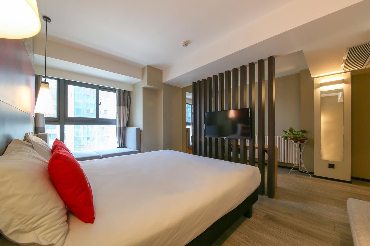 Отель Ibis Xi'An North Train Station Executive Center Экстерьер фото
